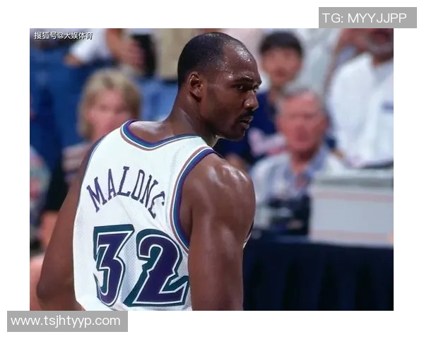 姚明与巴蒂尔携手共进的篮球岁月与友谊故事